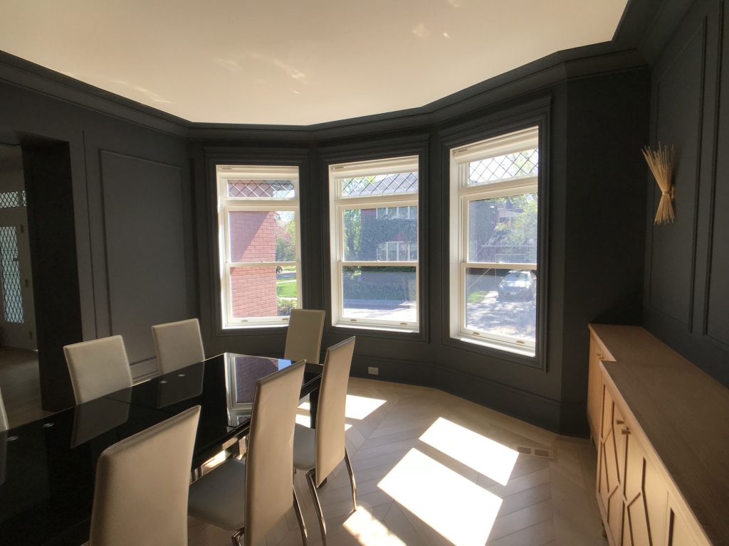 Shades open at 100% in Dining Room